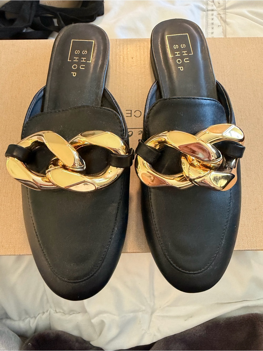 SHU SHOP Alexis Black Gold Chain Mule Loafers Size 7.5